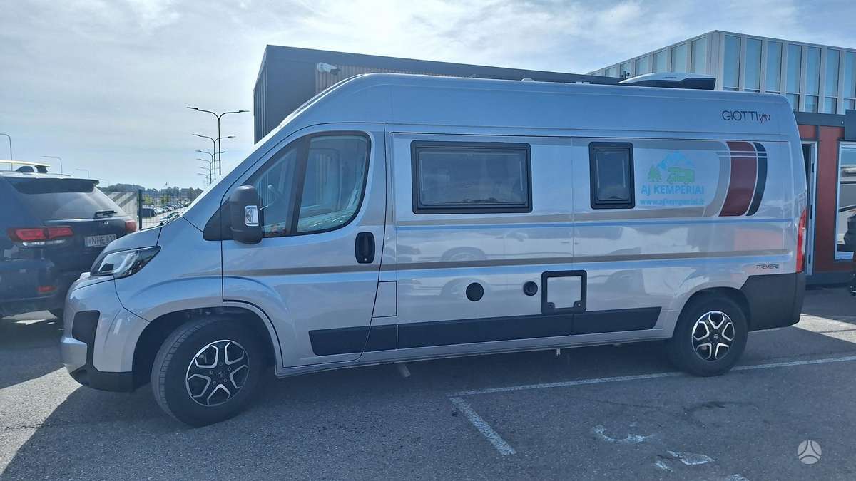 Giottiline 60B, campers