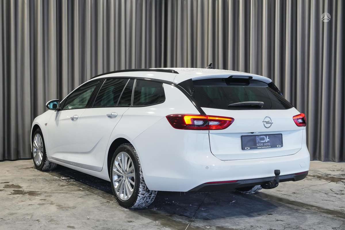 Opel Insignia - 10