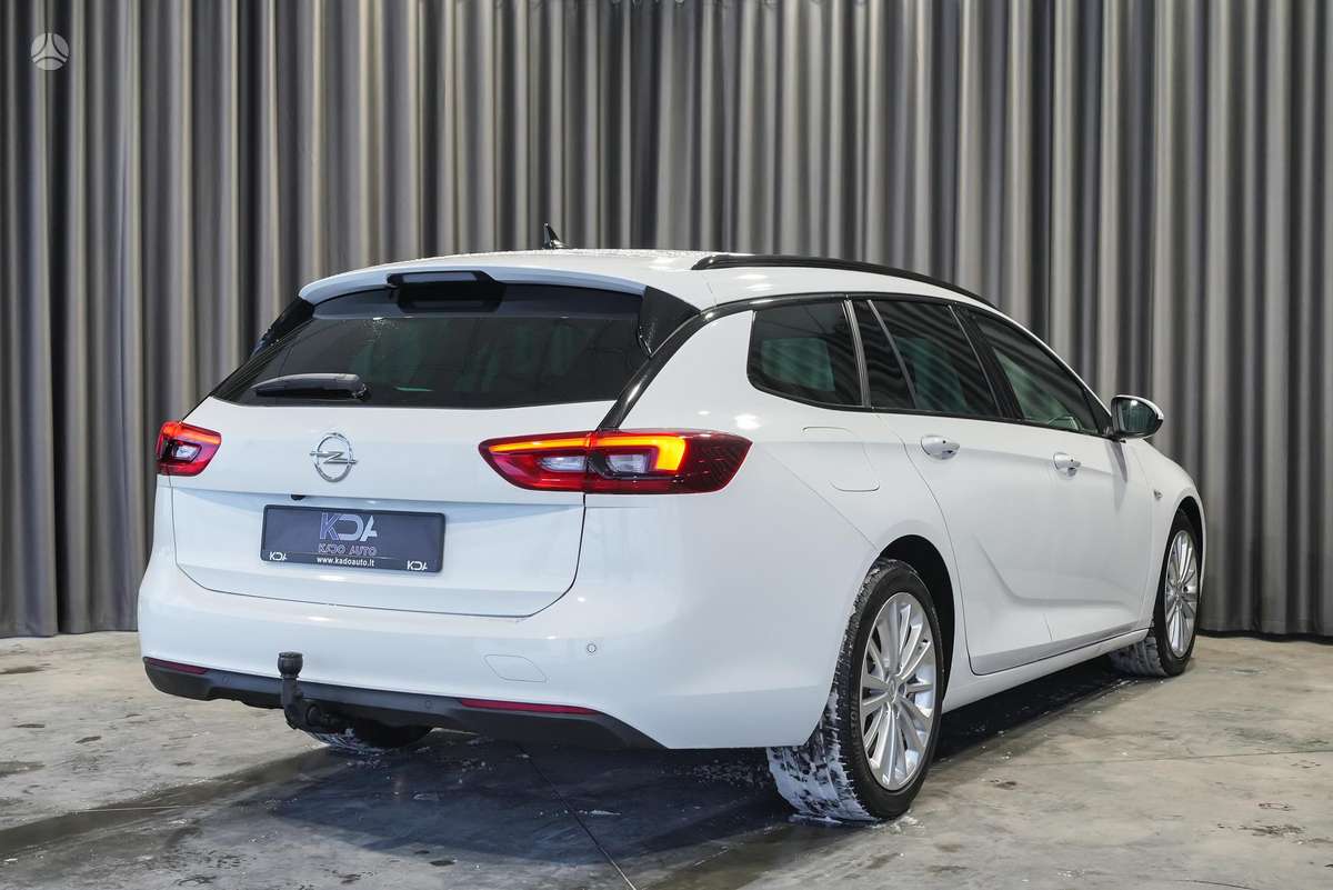 Opel Insignia - 12