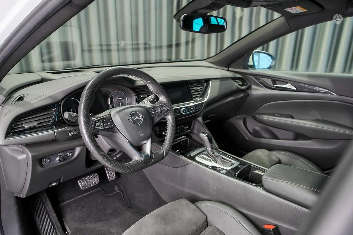 Opel Insignia, 1.6 l., Универсал