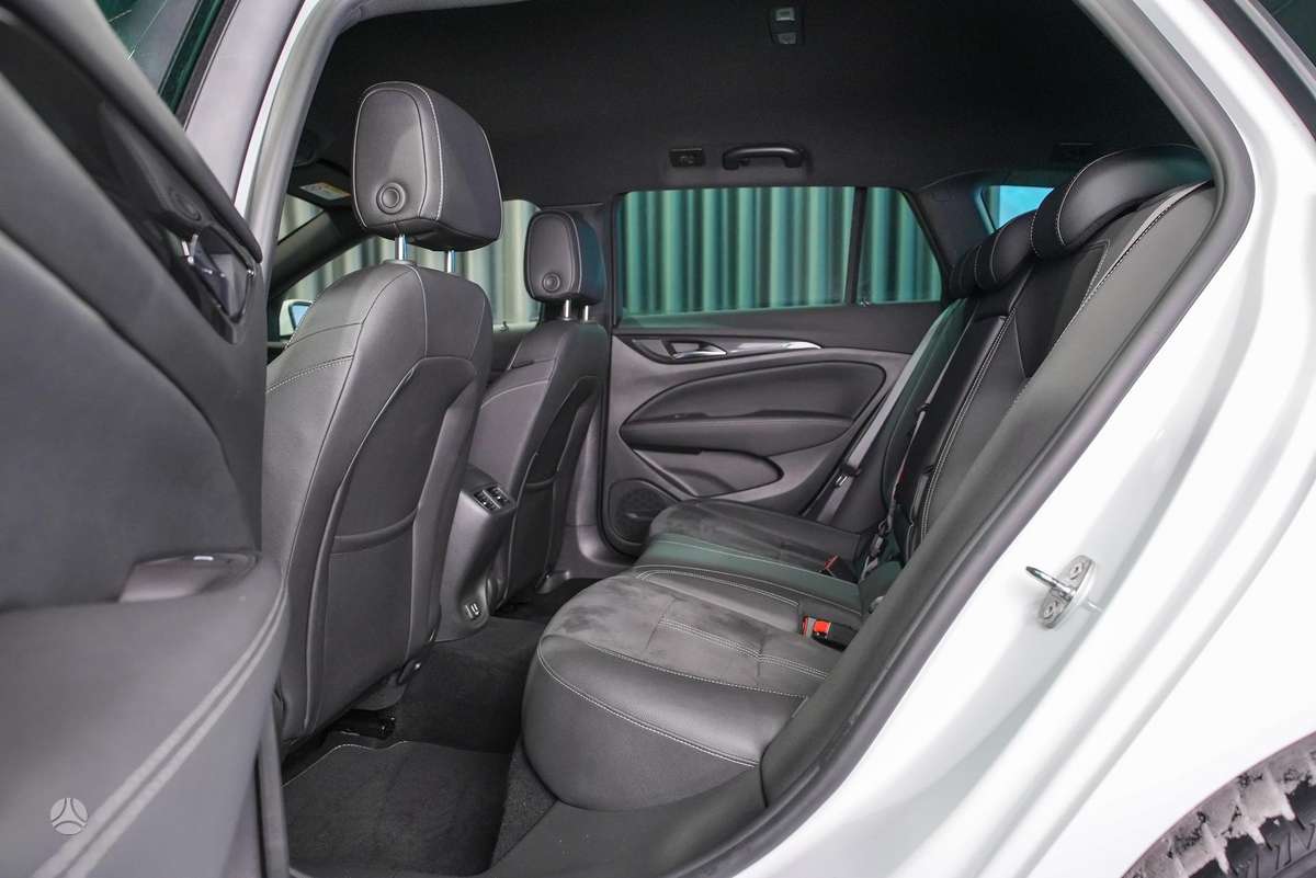 Opel Insignia, 1.6 l., Универсал