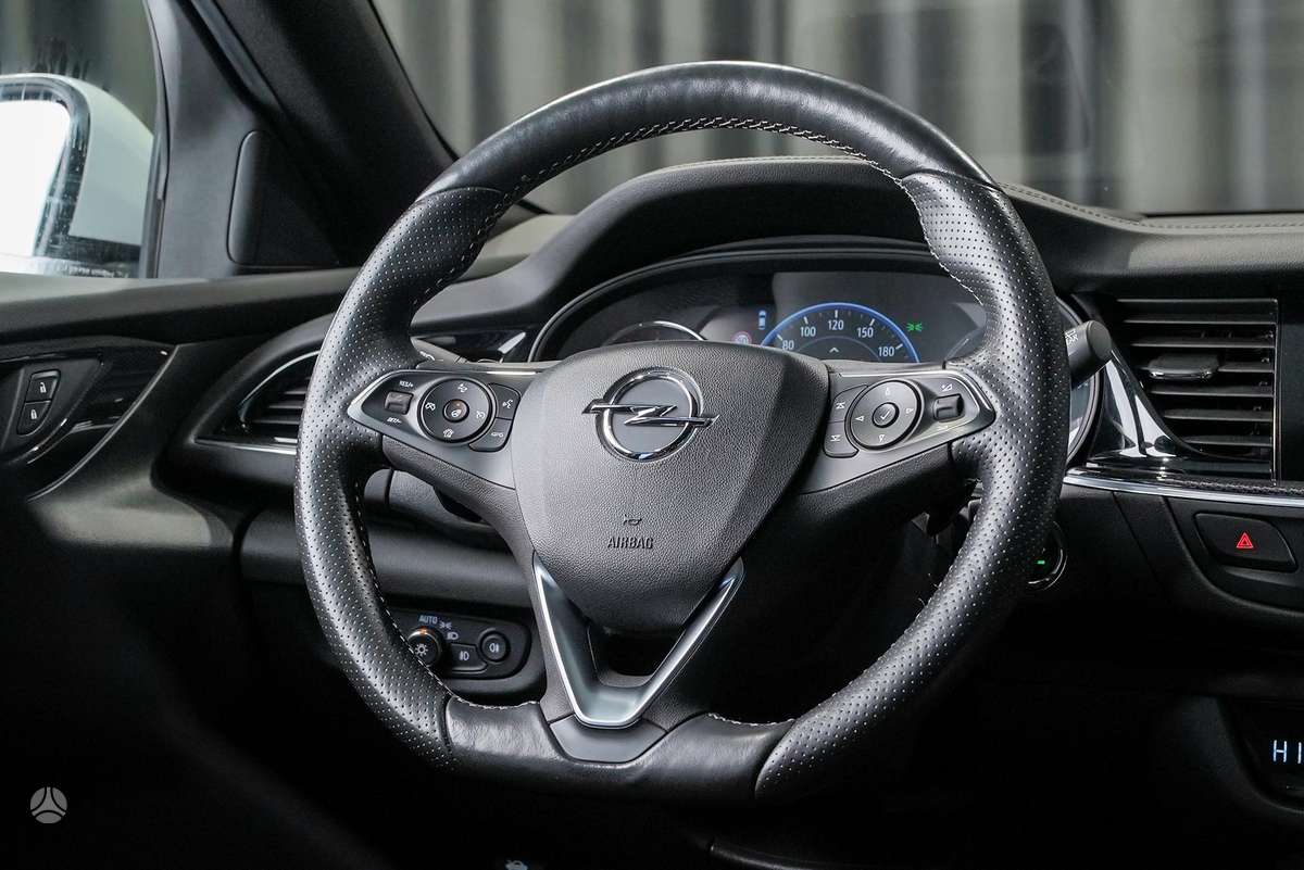 Opel Insignia, 1.6 l., Универсал