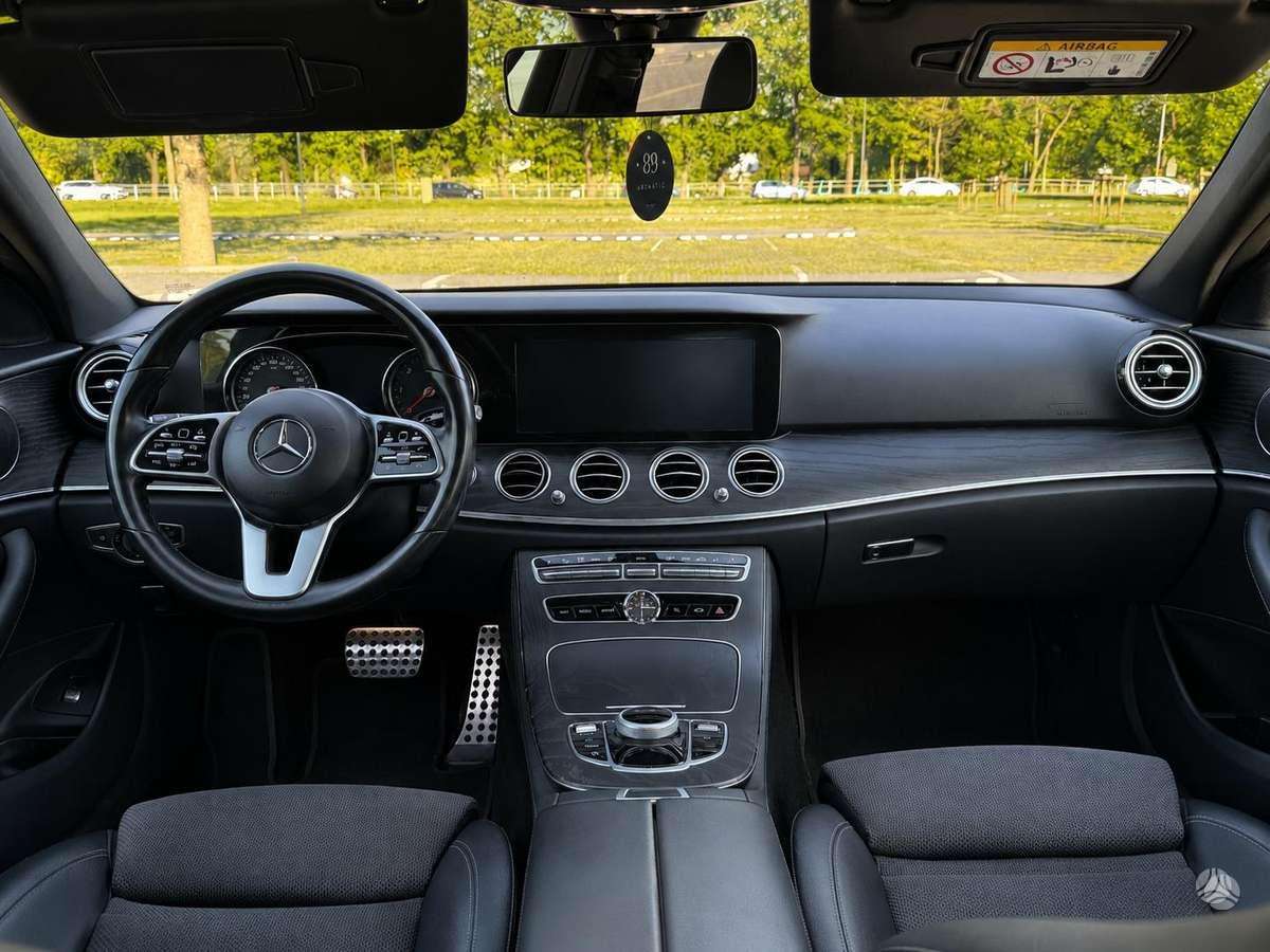 Mercedes-Benz E220 - 8