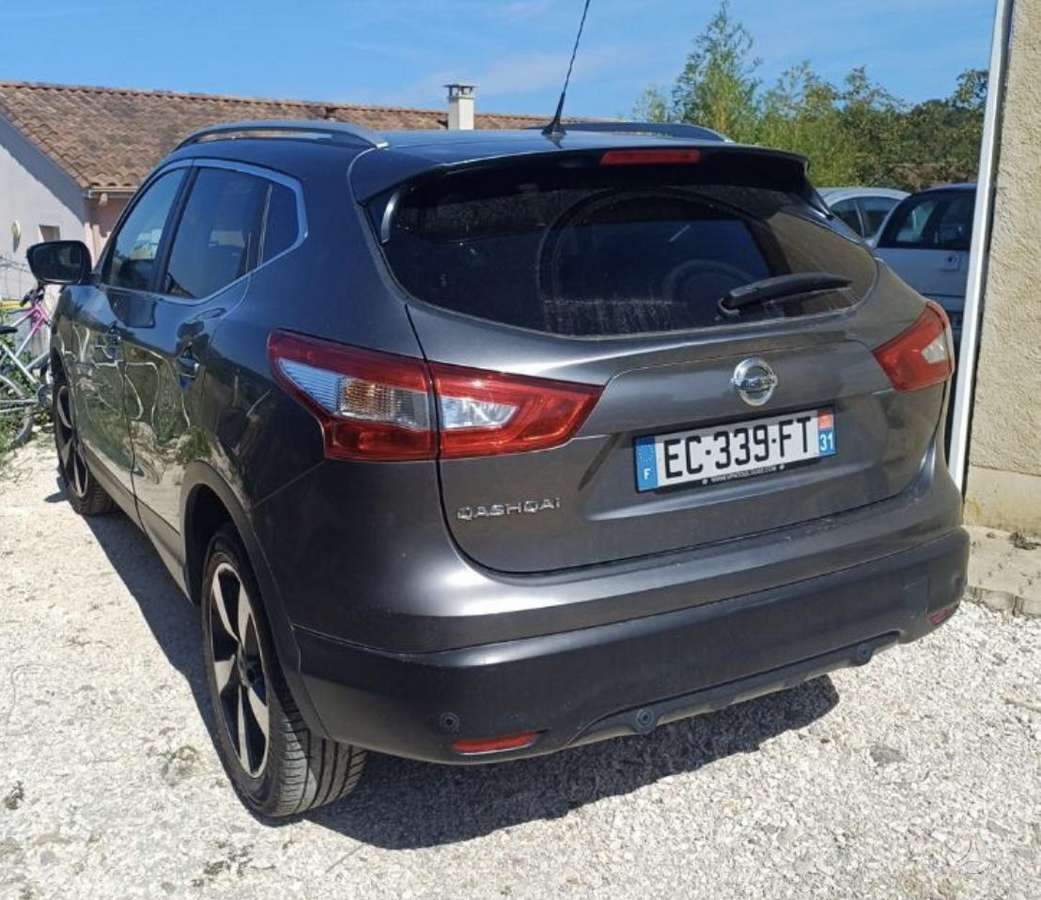 Nissan Qashqai - 2