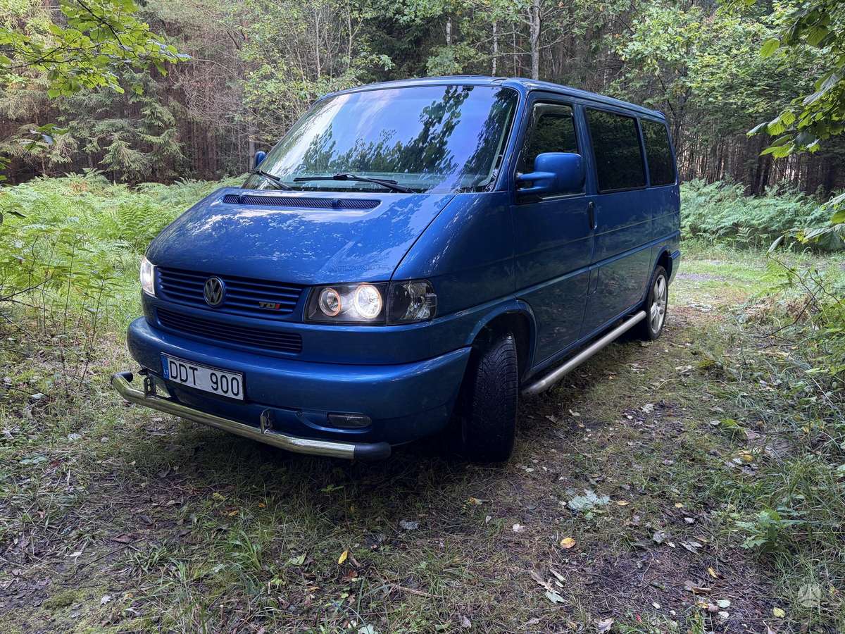 Volkswagen Multivan - 1
