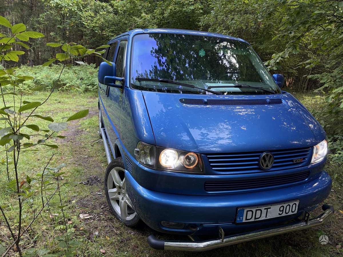 Volkswagen Multivan - 2