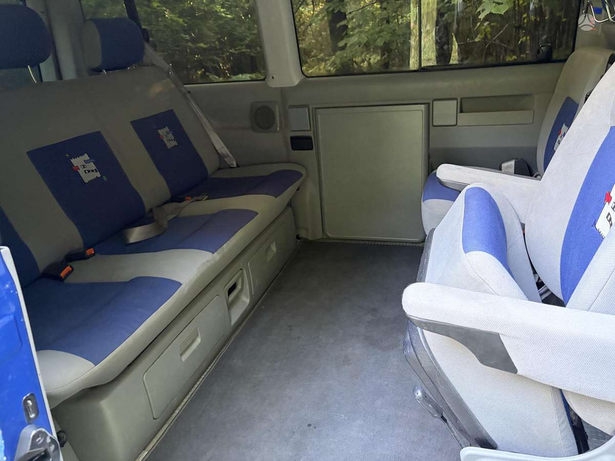 Volkswagen Multivan - 4