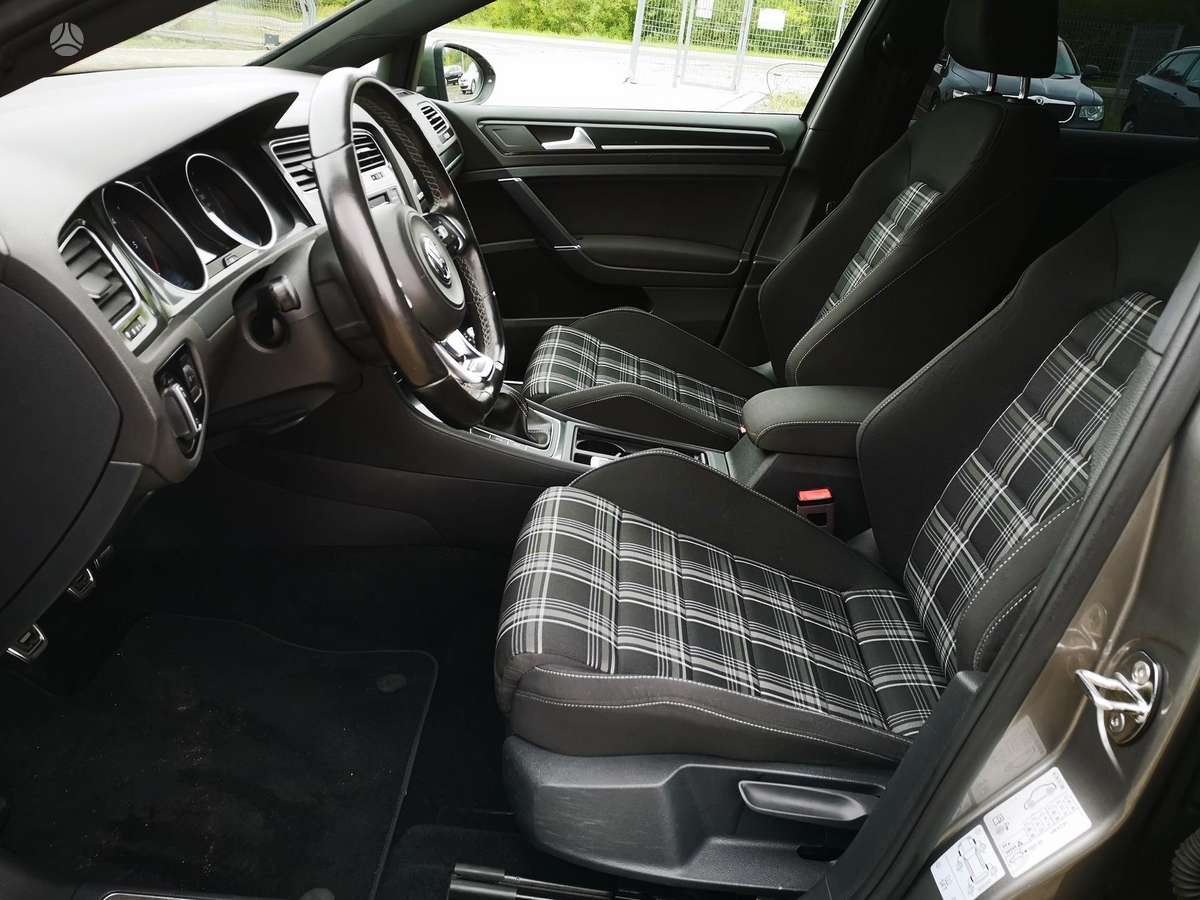 Volkswagen Golf, 2.0 l., hatchback