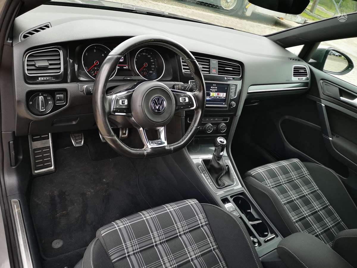 Volkswagen Golf, 2.0 l., hatchback