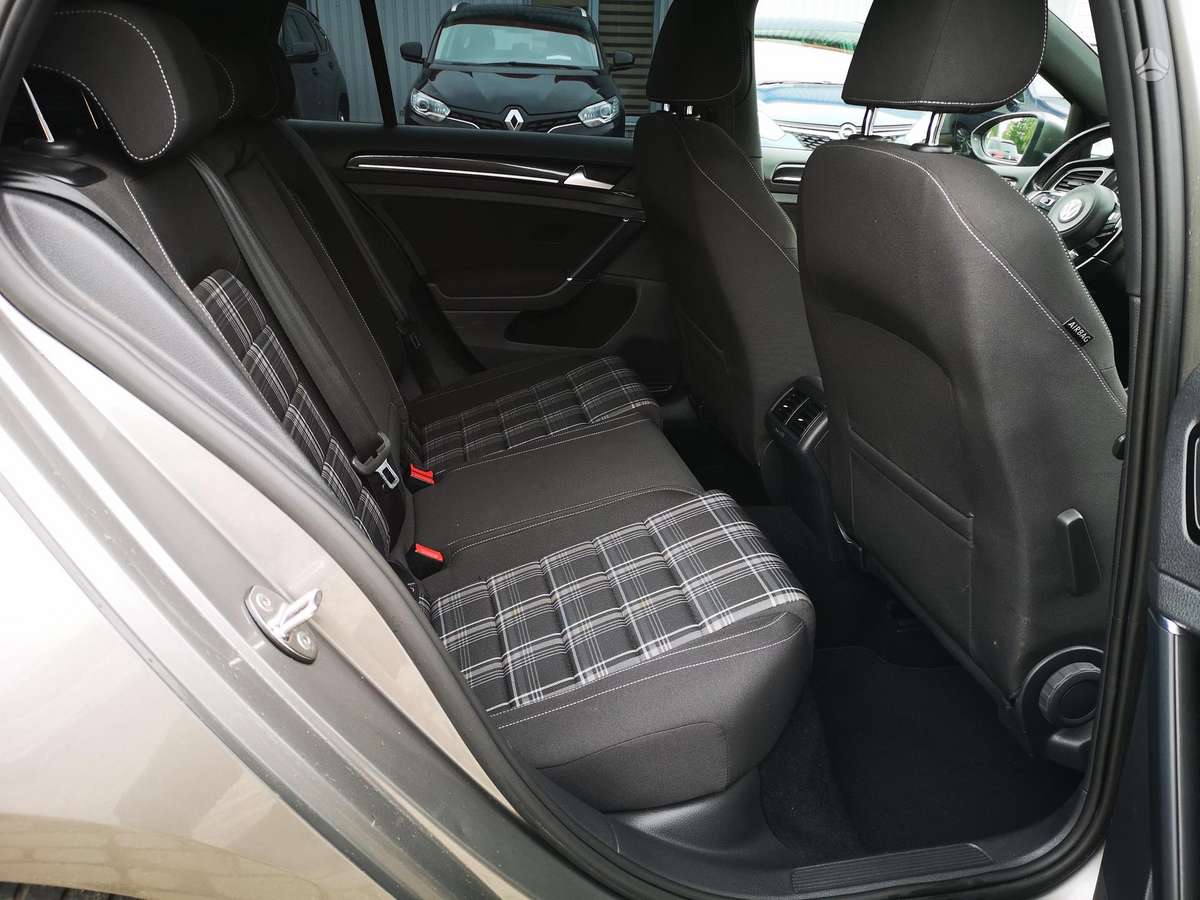 Volkswagen Golf, 2.0 l., hatchback