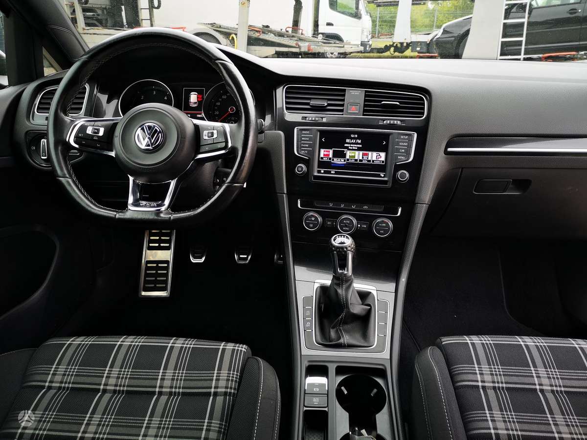 Volkswagen Golf, 2.0 l., hatchback