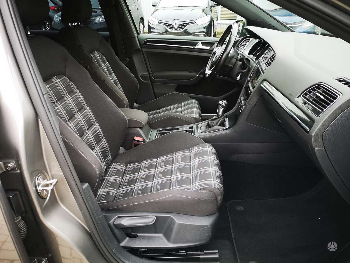 Volkswagen Golf, 2.0 l., hatchback