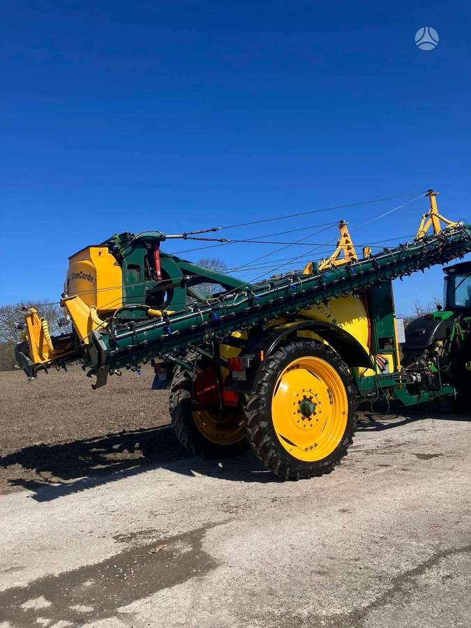 DANFOIL Concorde 3200l 36m, sprayers