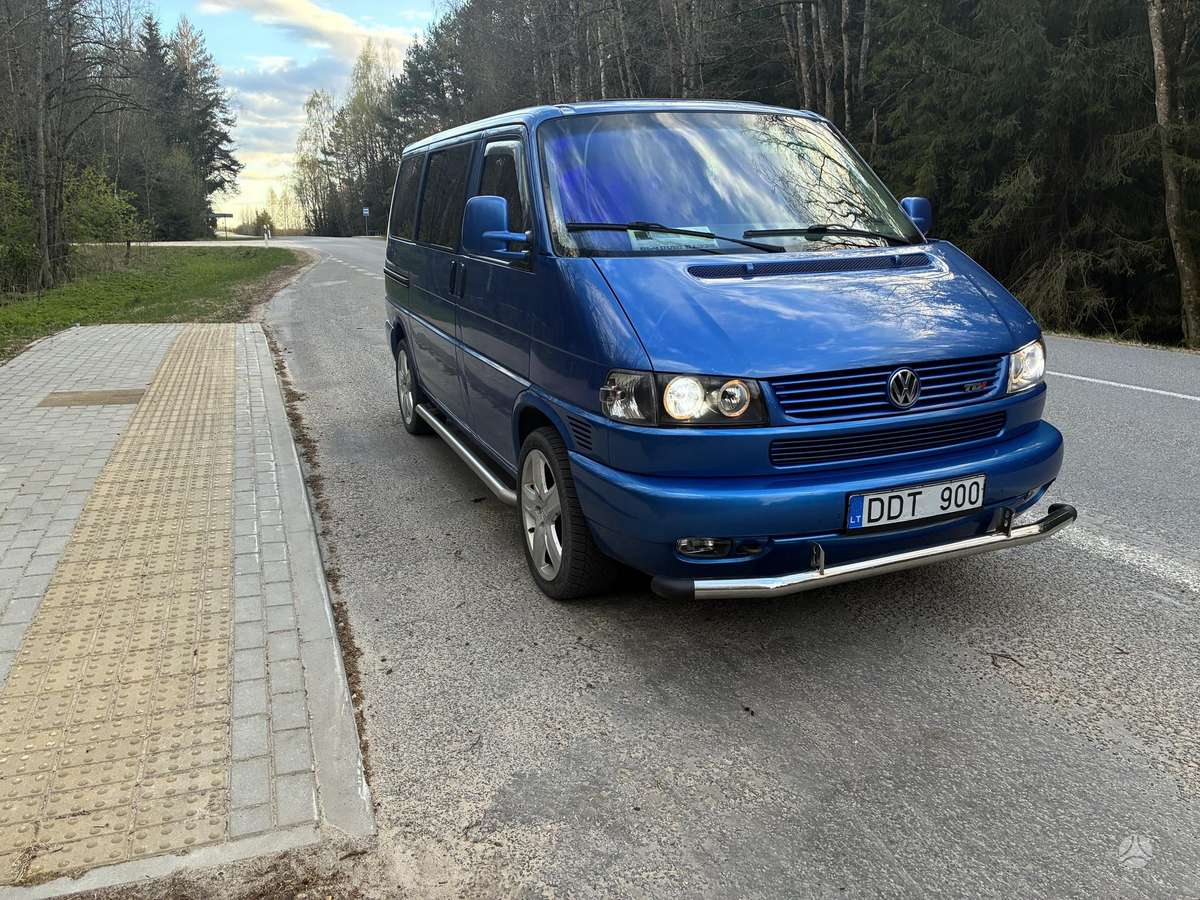 Volkswagen Multivan - 11