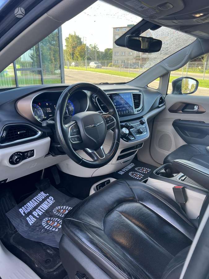 Chrysler Pacifica, 3.6 l., Минивэн