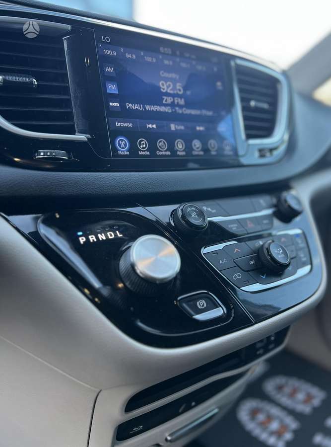 Chrysler Pacifica, 3.6 l., Минивэн