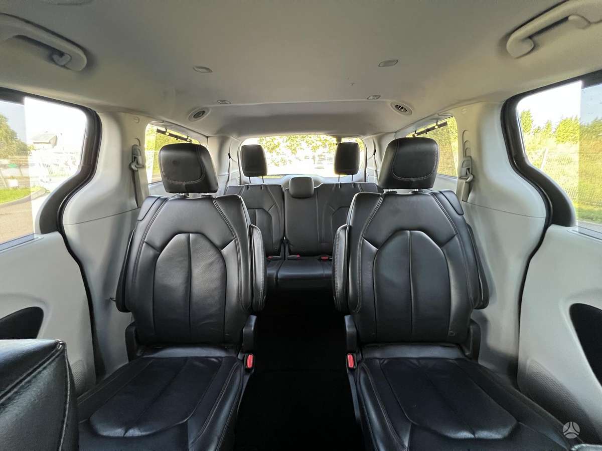 Chrysler Pacifica, 3.6 l., Минивэн