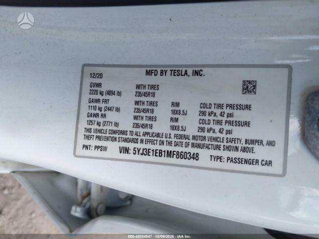 Tesla Model 3 - 9