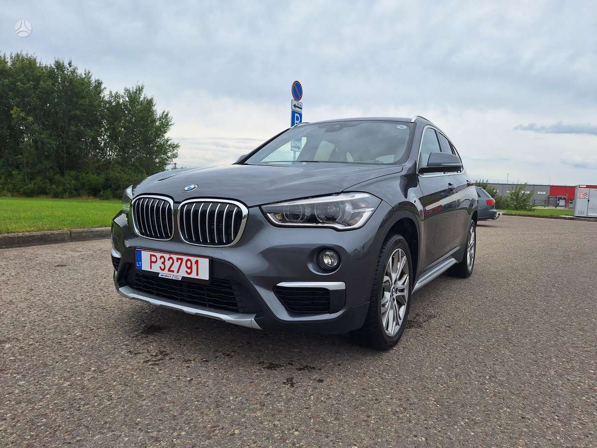 BMW X1 - 1