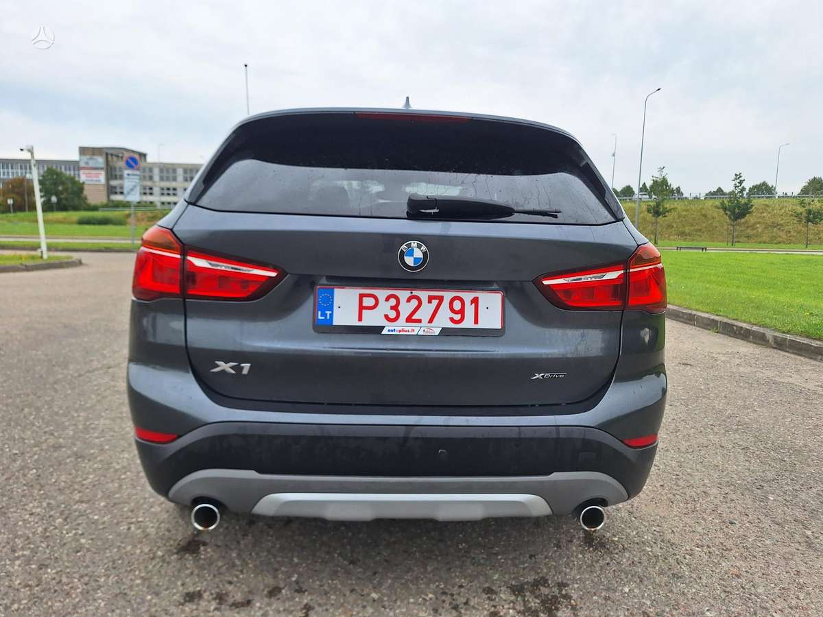 BMW X1 - 6