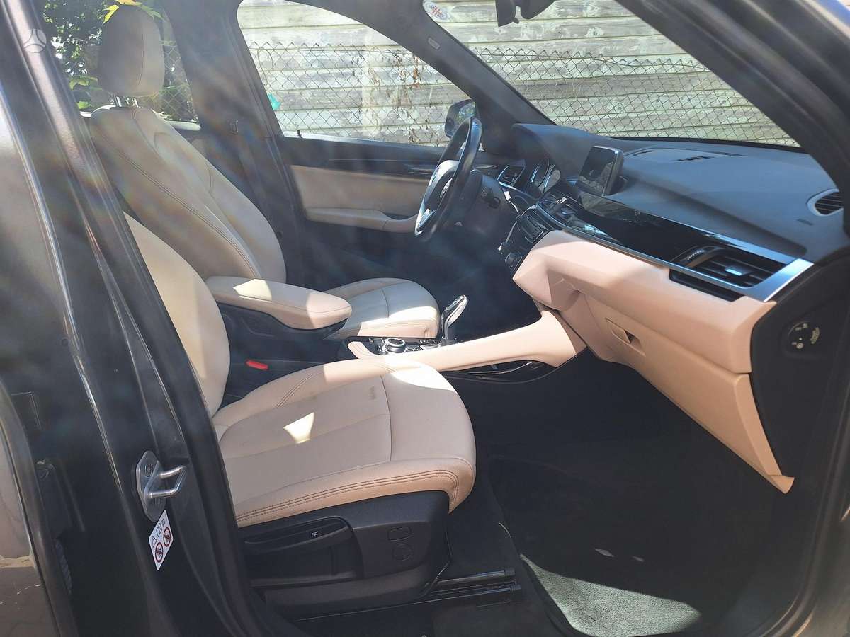 BMW X1 - 12