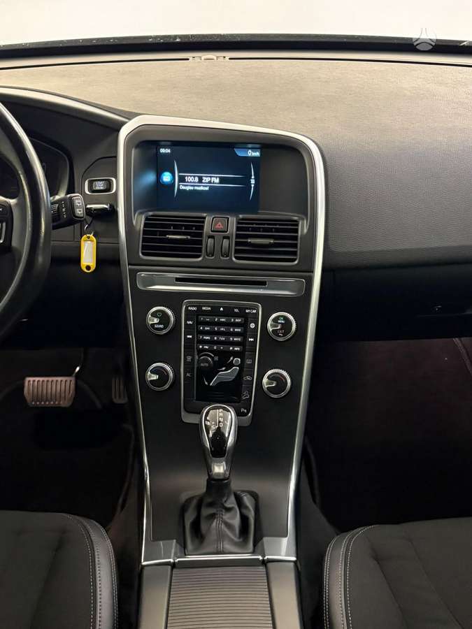 Volvo XC60 - 11