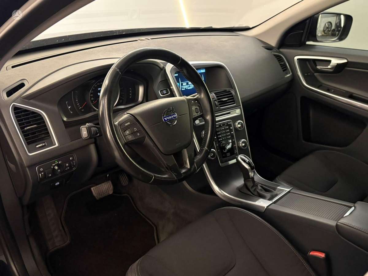 Volvo XC60 - 2