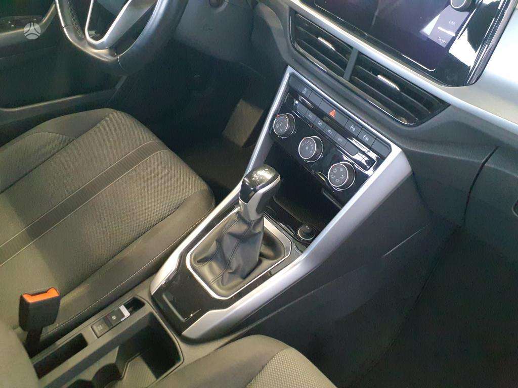 Volkswagen T-Roc - 7