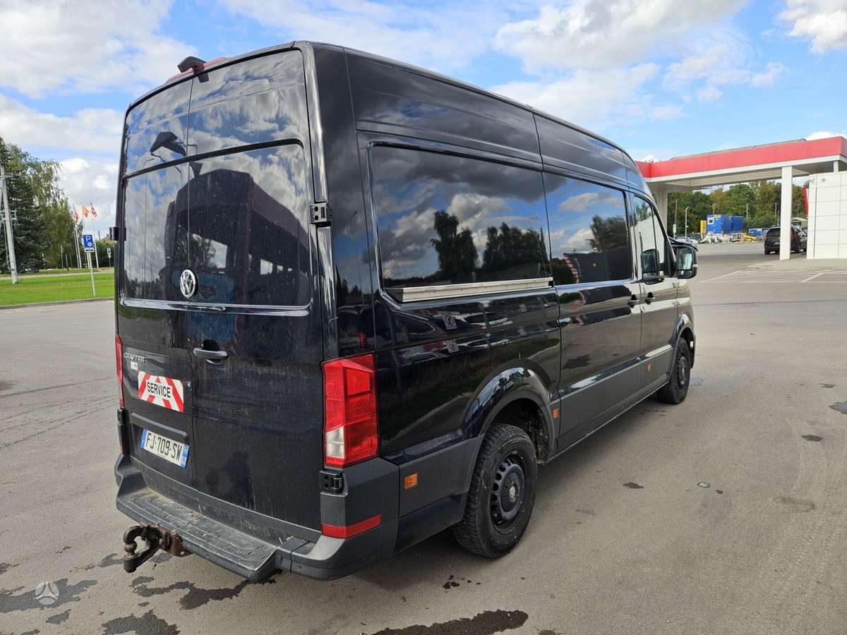 Volkswagen Crafter - 2