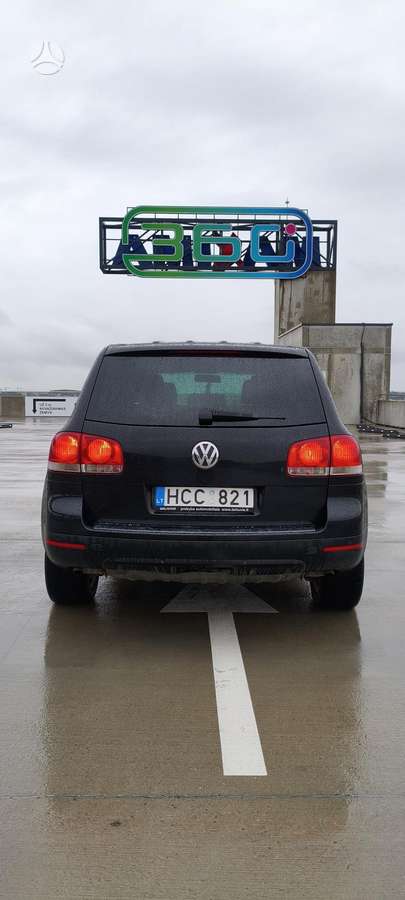 Volkswagen Touareg - 11