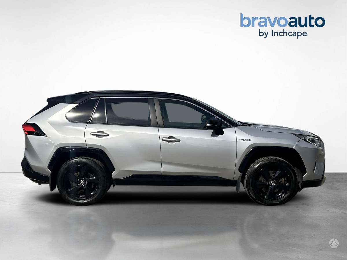 Toyota RAV4 - 6