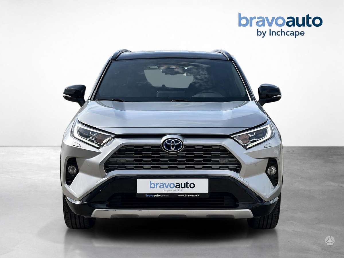 Toyota RAV4 - 8