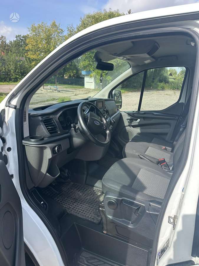 Ford Transit Custom - 5