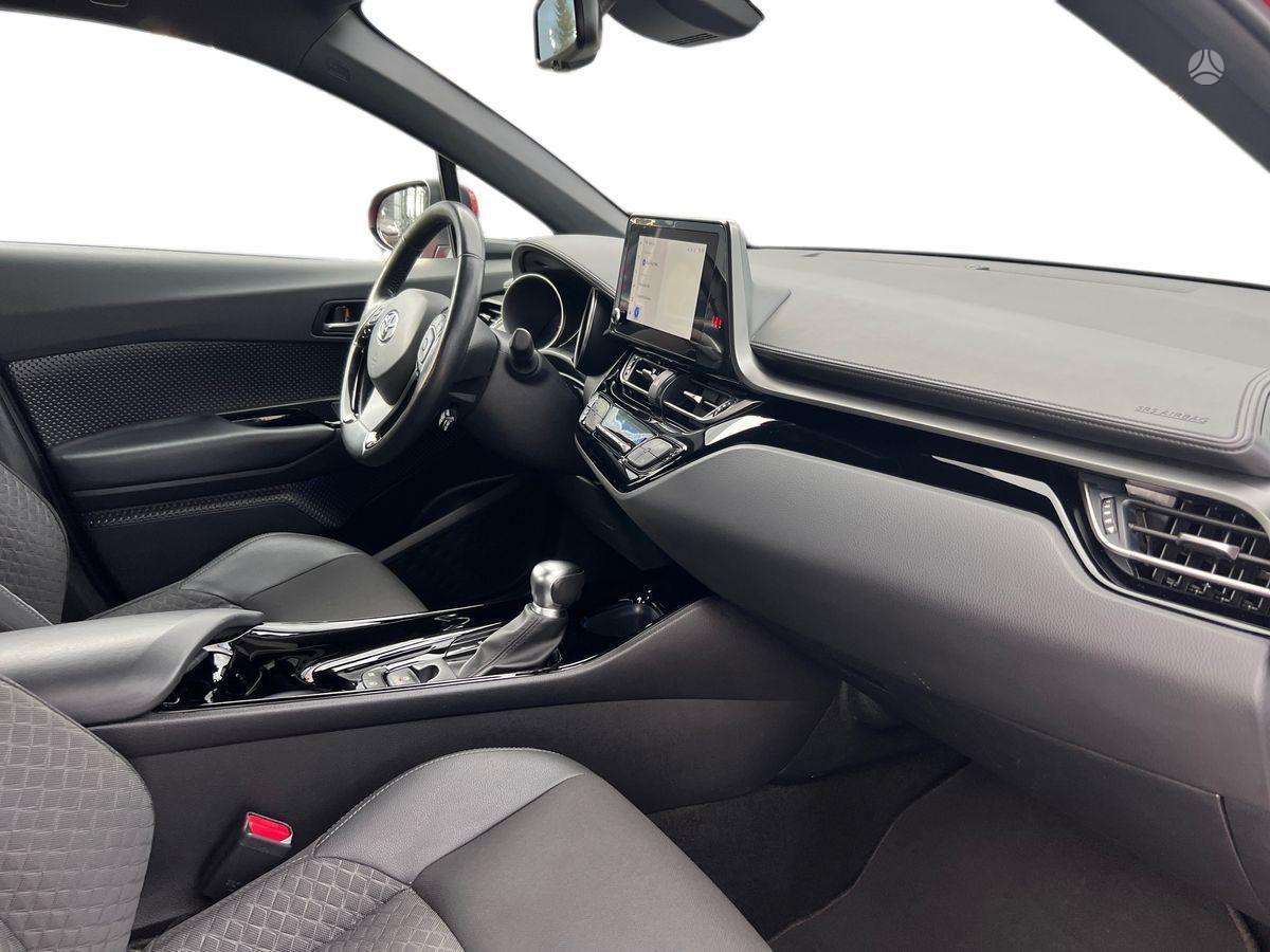 Toyota C-HR - 6