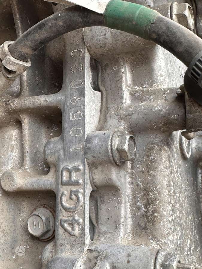 Lexus IS 250 engine