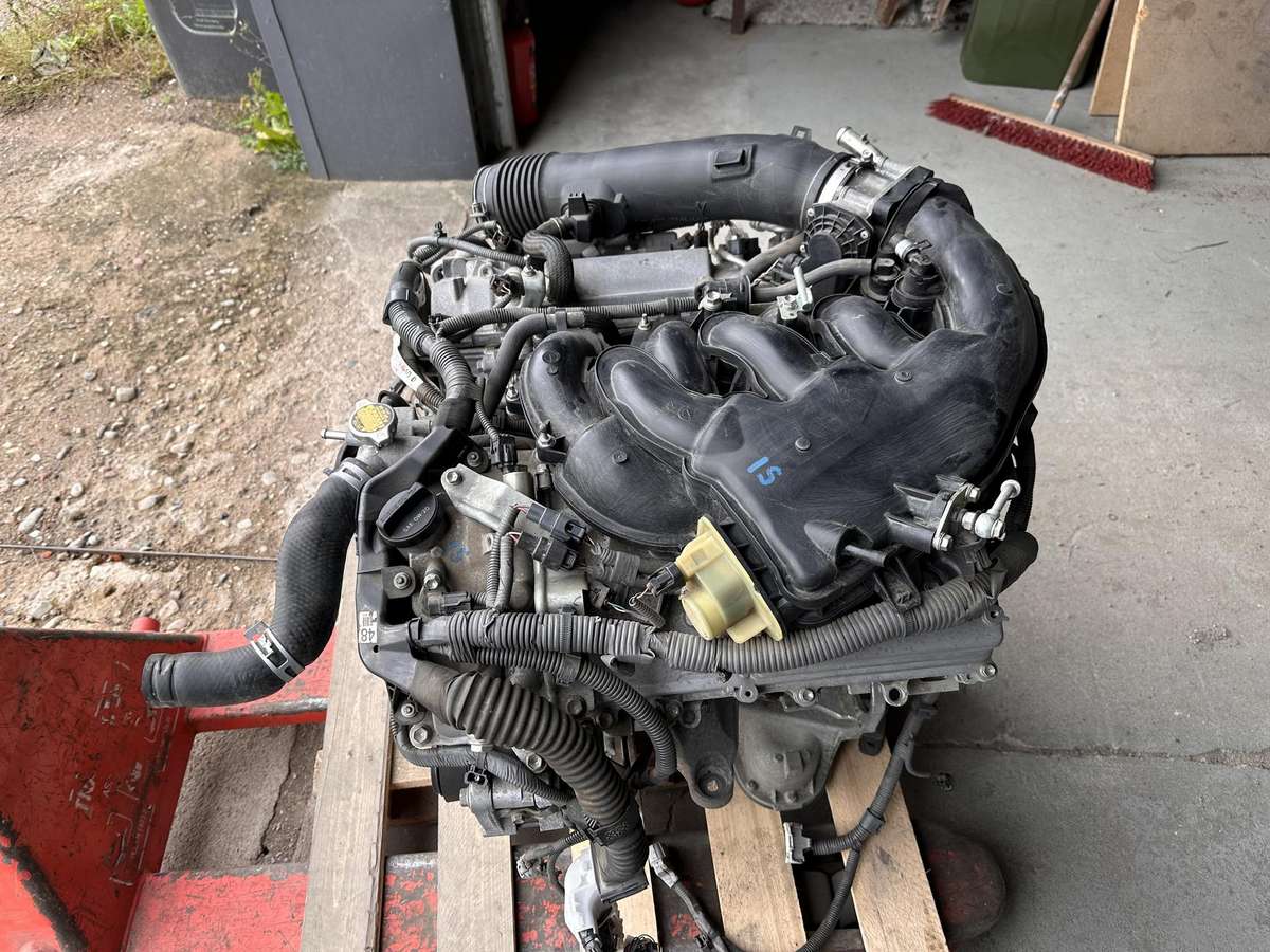Lexus IS 250 engine