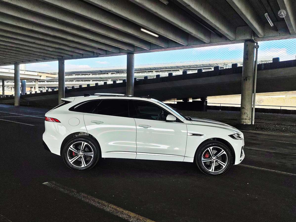 Jaguar F-Pace - 2