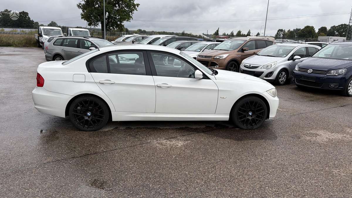 BMW 320 - 2