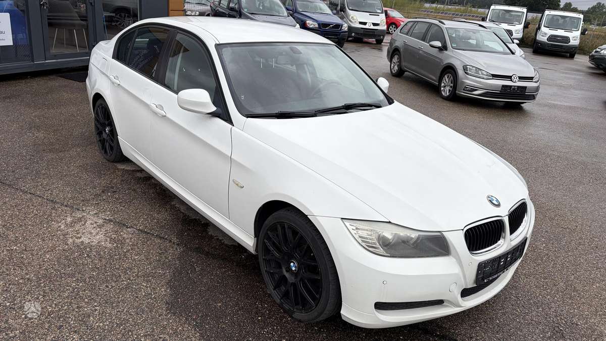 BMW 320, 2.0 l., Седан