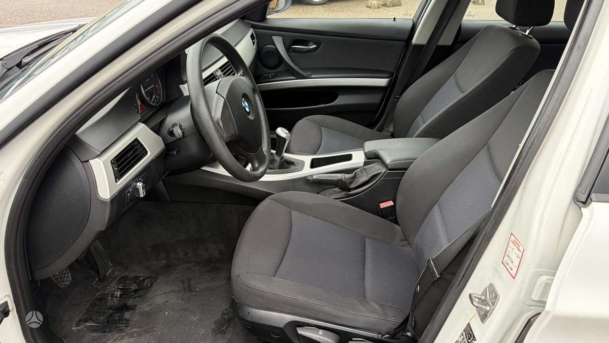 BMW 320, 2.0 l., Седан