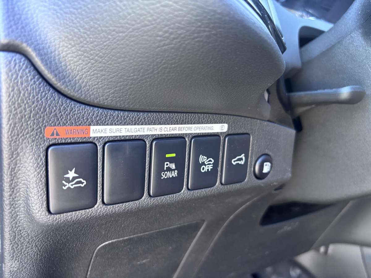 Mitsubishi Outlander - 4