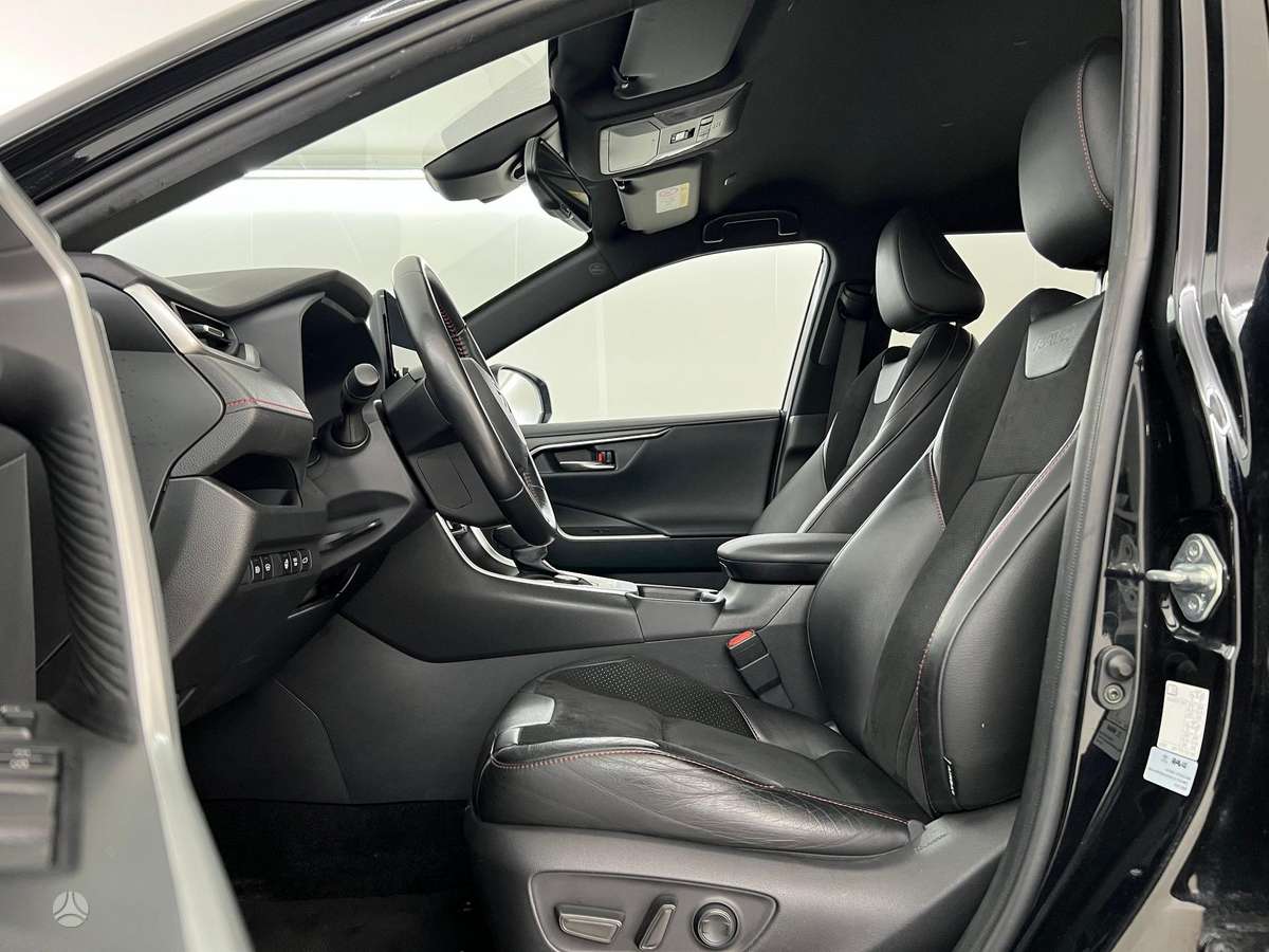 Toyota RAV4 - 11
