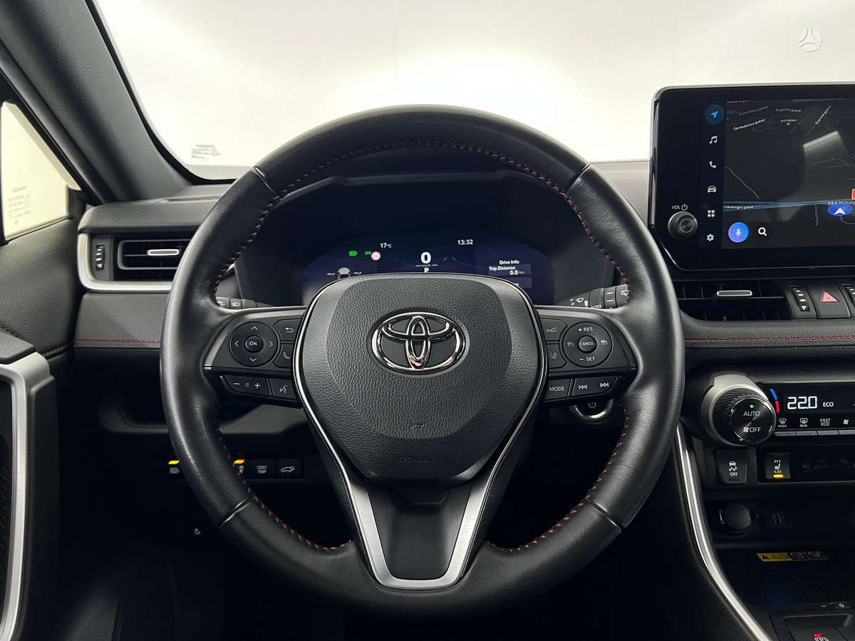 Toyota RAV4 - 12
