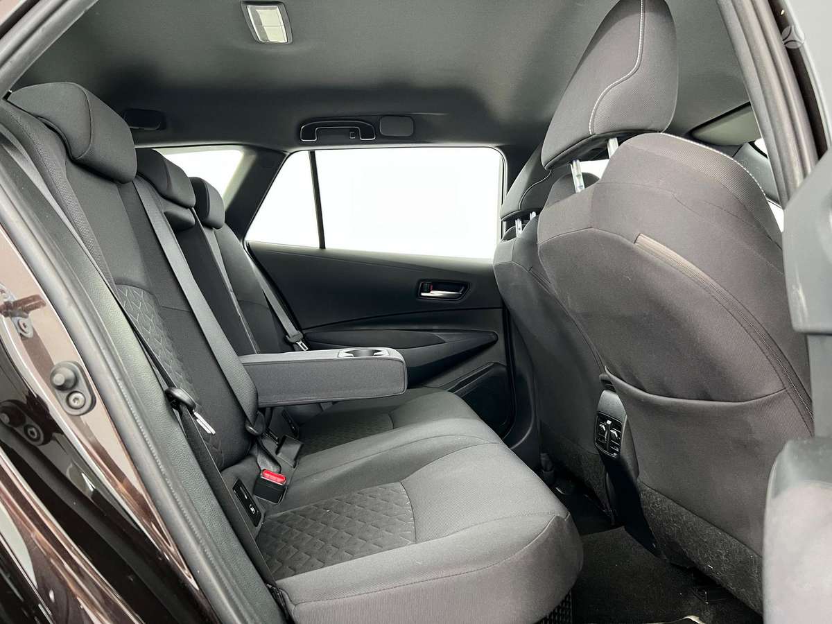 Toyota Corolla - 7