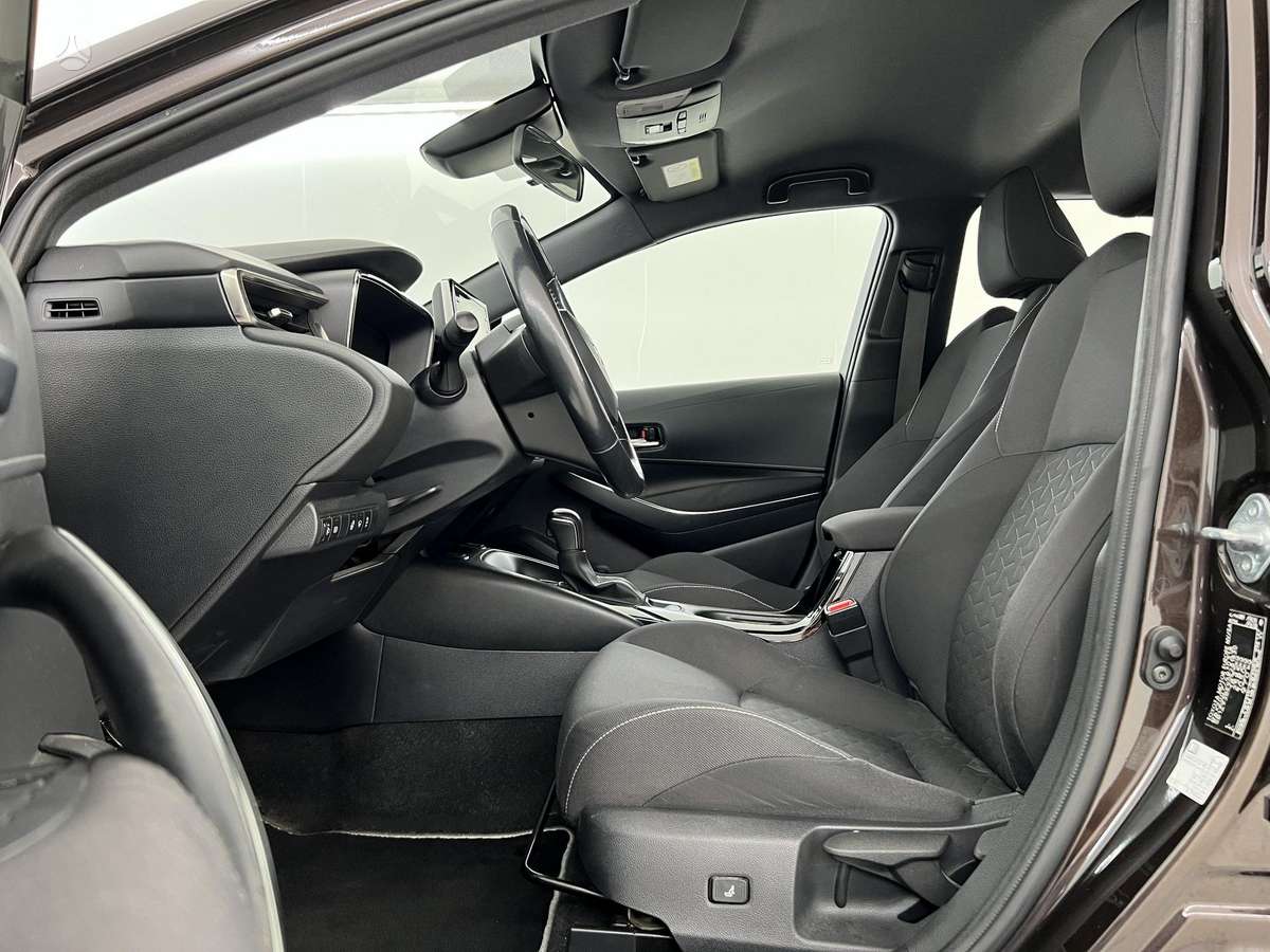 Toyota Corolla - 11