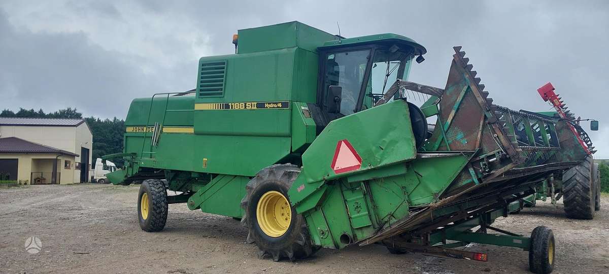 John Deere 1188 SII, combine harvesters
