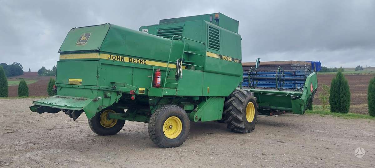 John Deere 1188 SII, kombainai