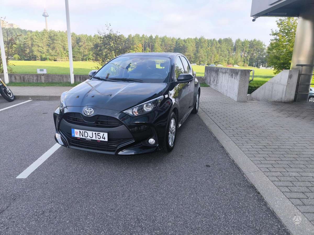 Toyota Yaris - 1