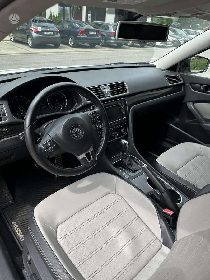 Volkswagen Passat - 7