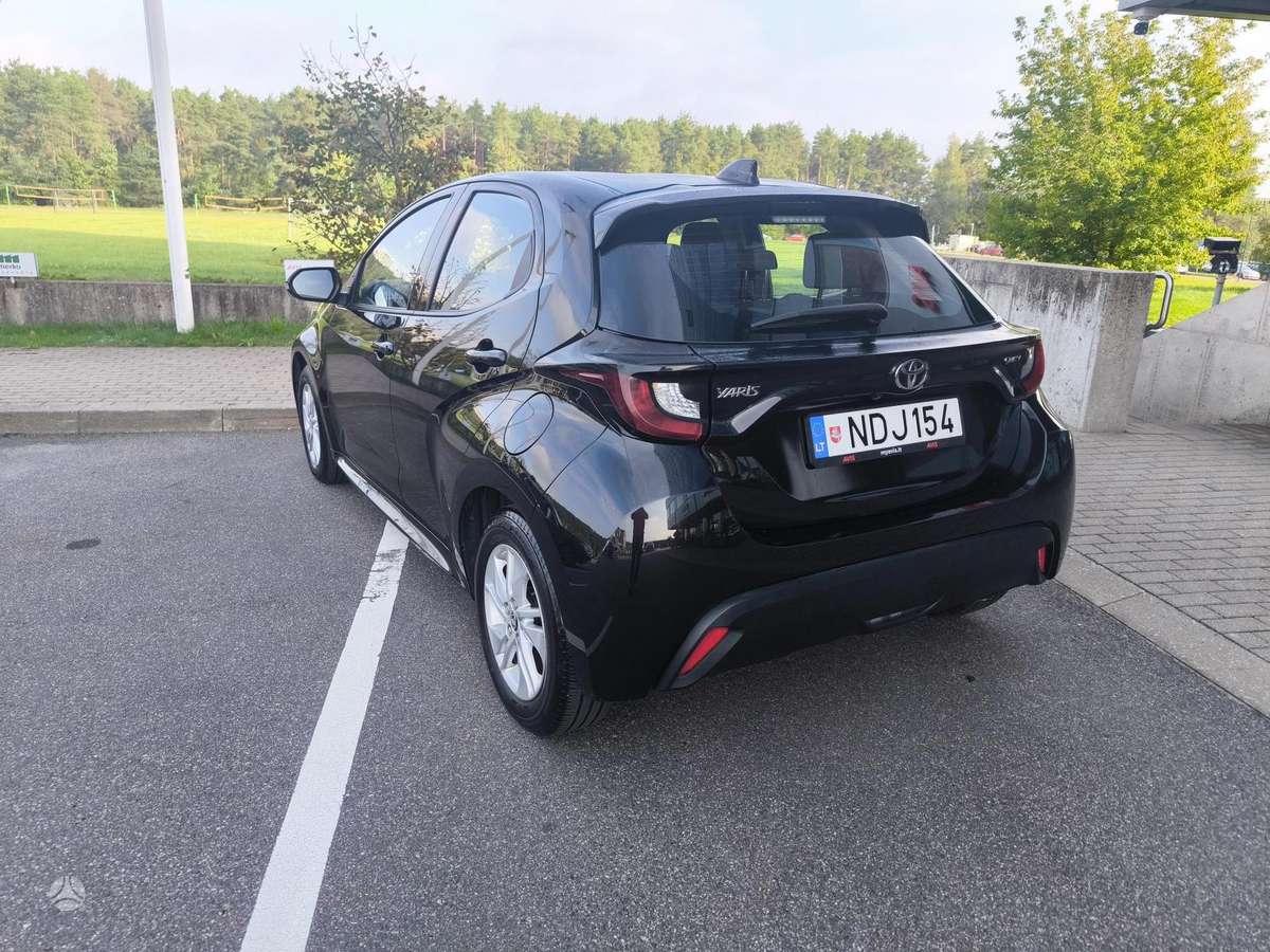 Toyota Yaris - 4